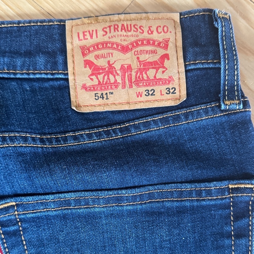 Levi’s 541 Athletic Men’s Taper Jeans Dark Wash W32 L32 - Picture 8 of 10